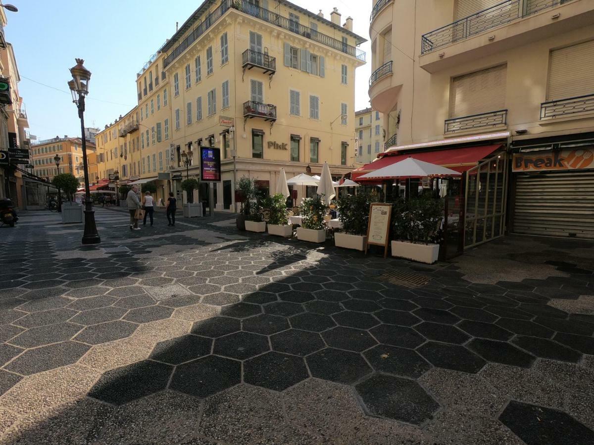 Апартаменты Royal Promenade Ницца Экстерьер фото